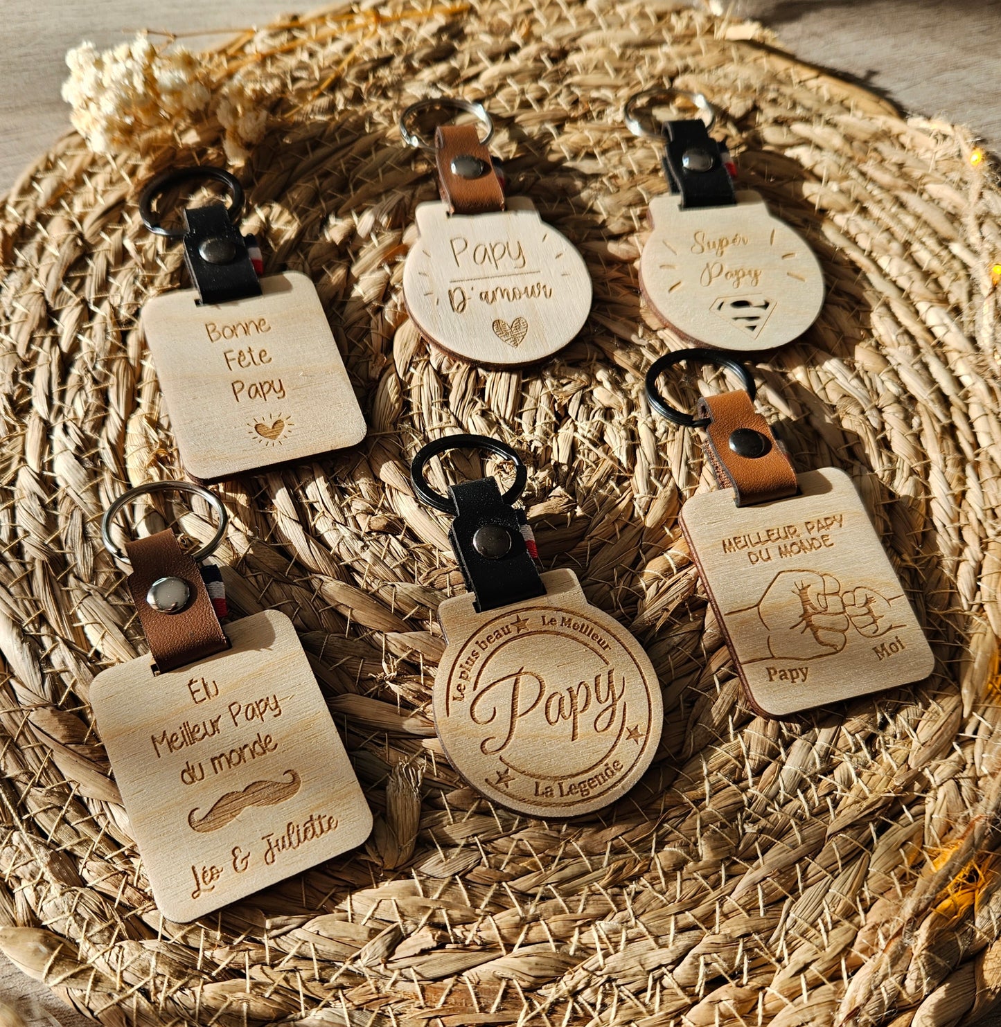 Porte-clés papy personnalisable bois et cuir