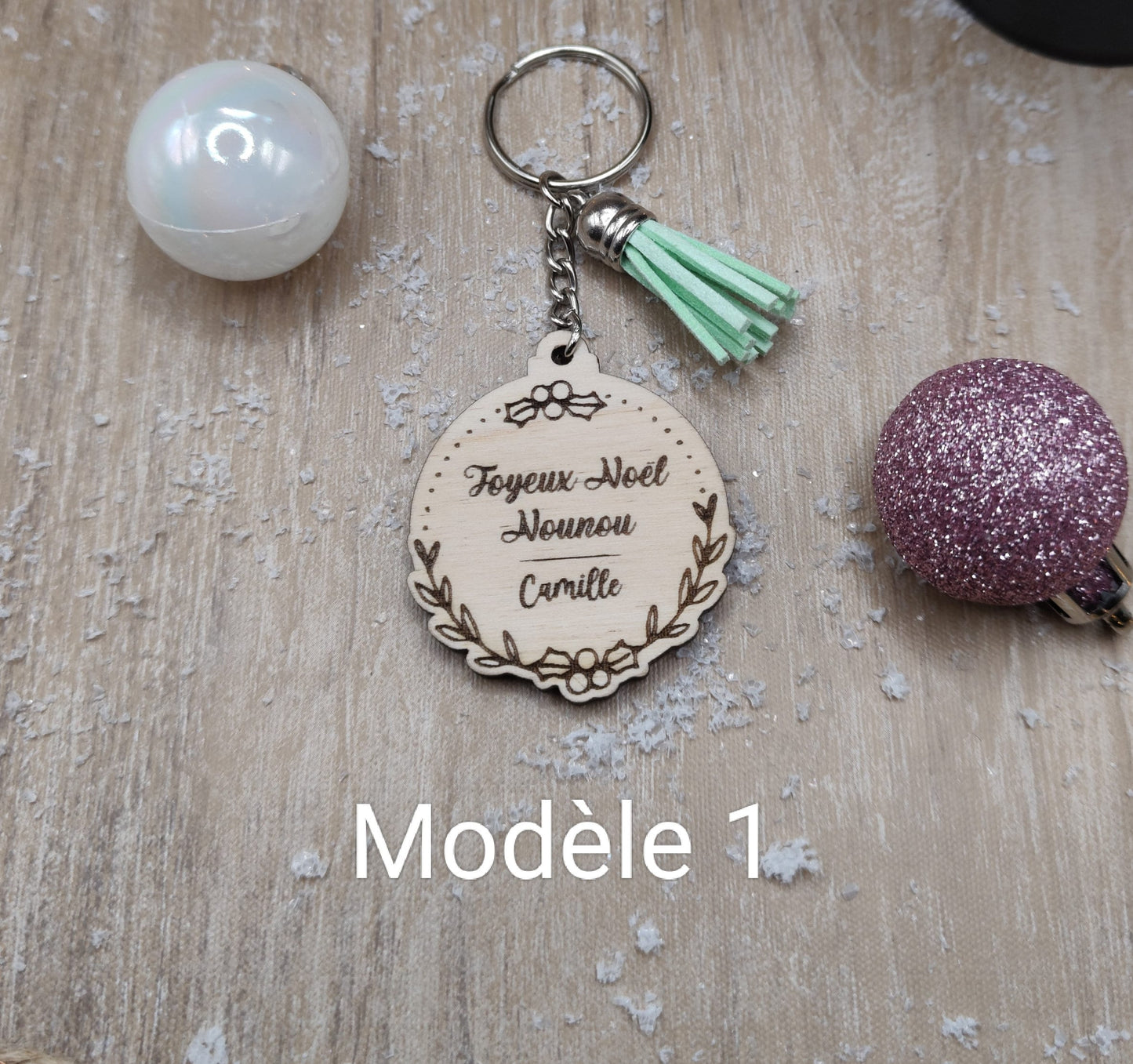 Porte-clés de noël personnalisés/Maitresse, Nounou, Atsem, Mamie, Tata...