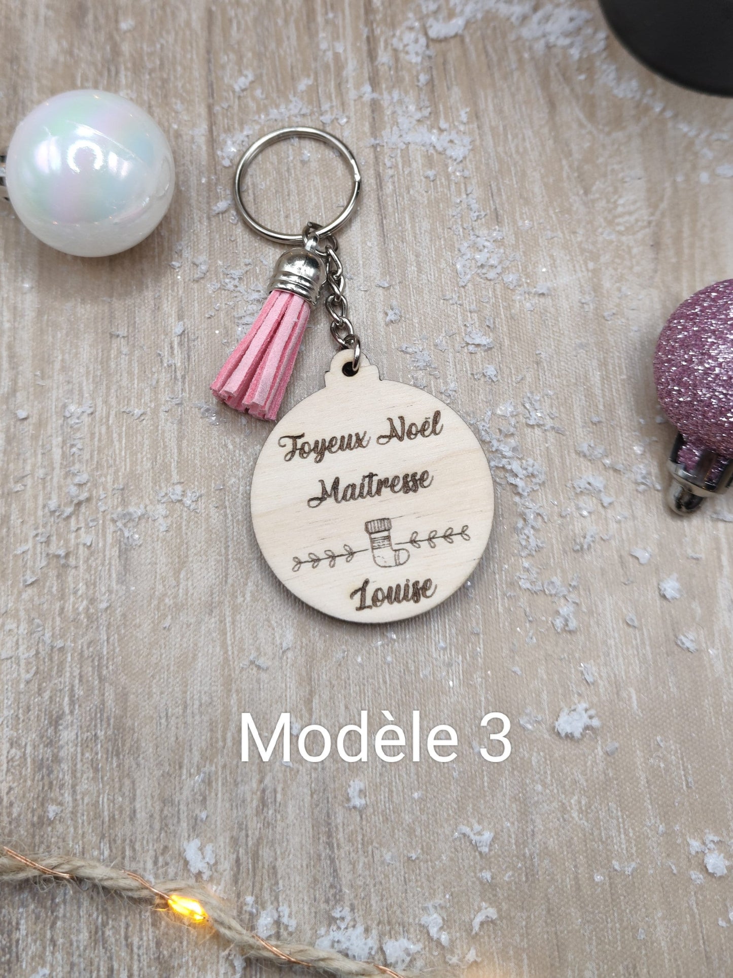 Porte-clés de noël personnalisés/Maitresse, Nounou, Atsem, Mamie, Tata...