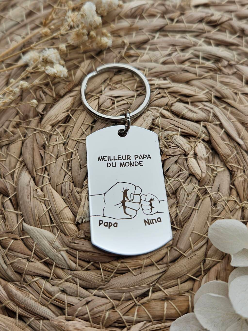 Porte-clés personnalisé – De 1 à 5 enfants avec prénoms gravés – Cadeau unique pour Papa, Papy, Parrain ou Tonton ...
