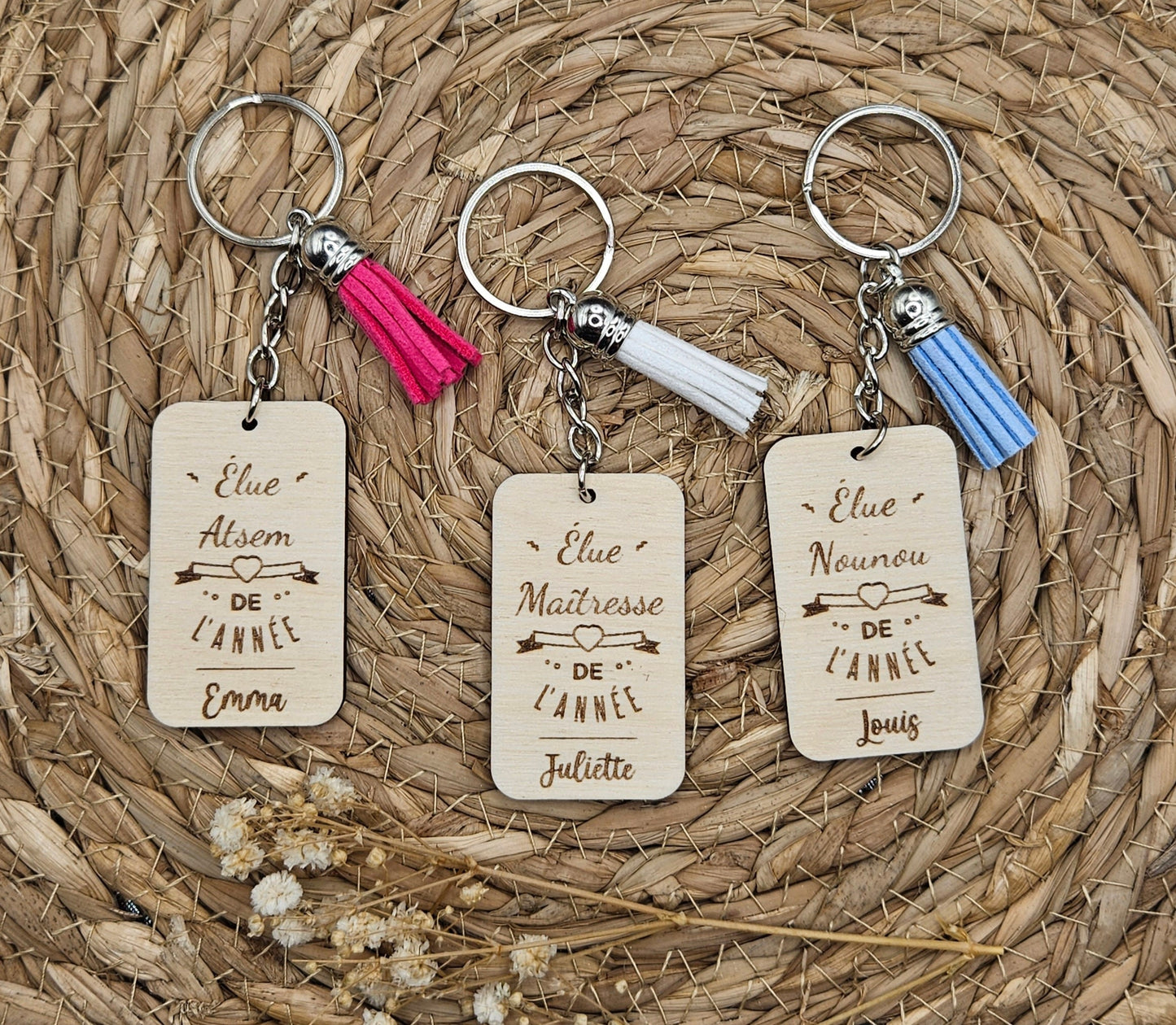 Porte-clés en bois personnalisé "Élu (Maîtresse, Nounou, Atsem ...) de l'année"