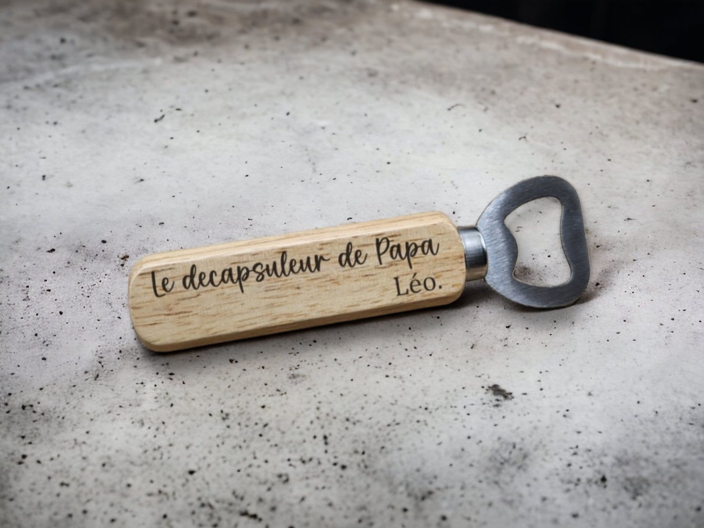 Décapsuleur en bois personnalisé