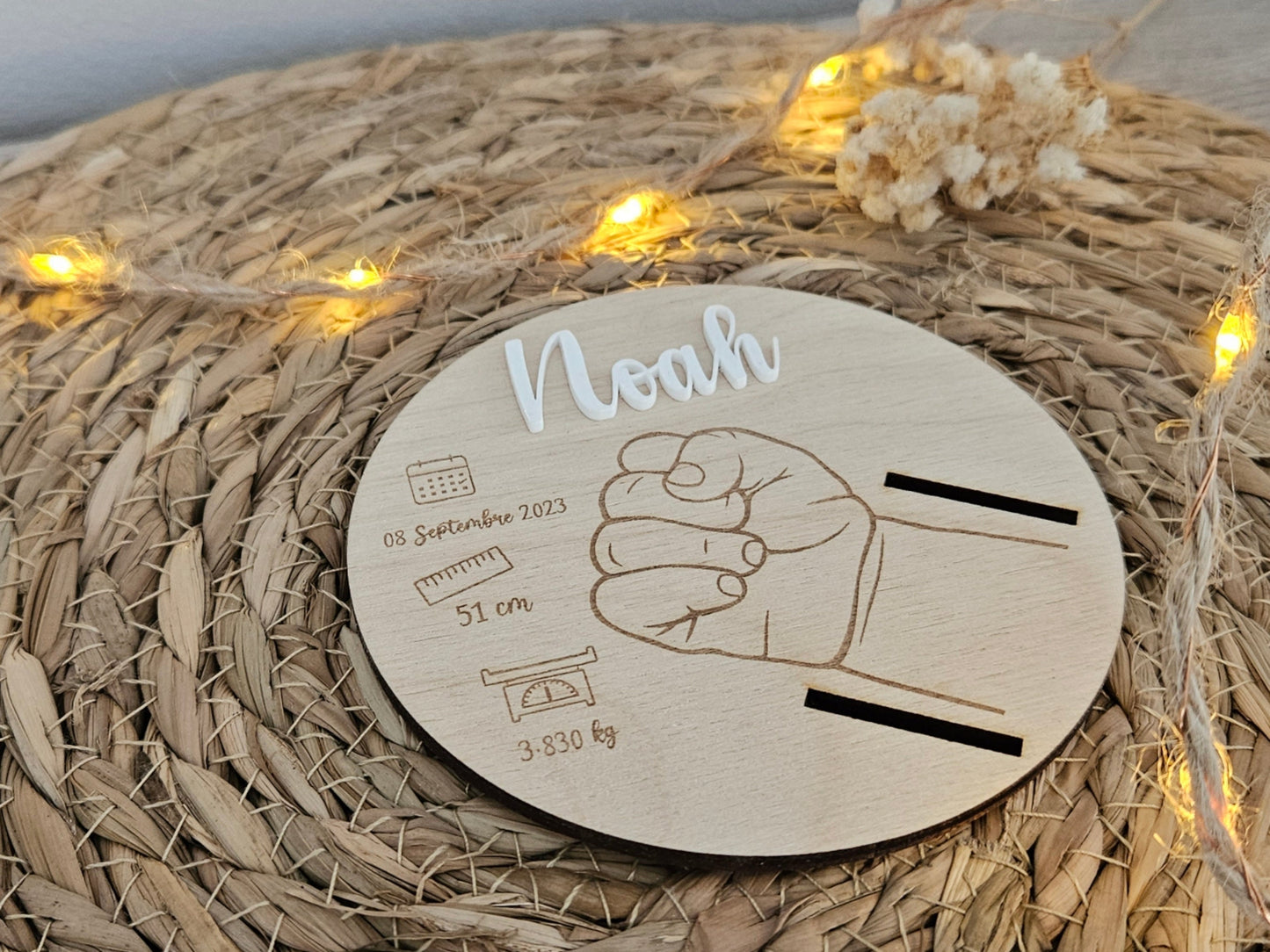 Support pour Bracelet de Naissance Personnalisé en Bois