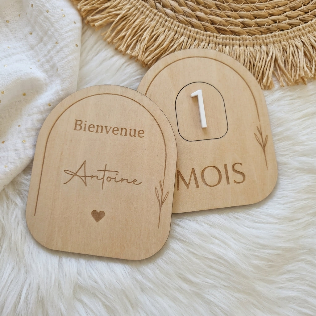 Carte Étape Bébé en Bois et Acrylique - Modèle Arche