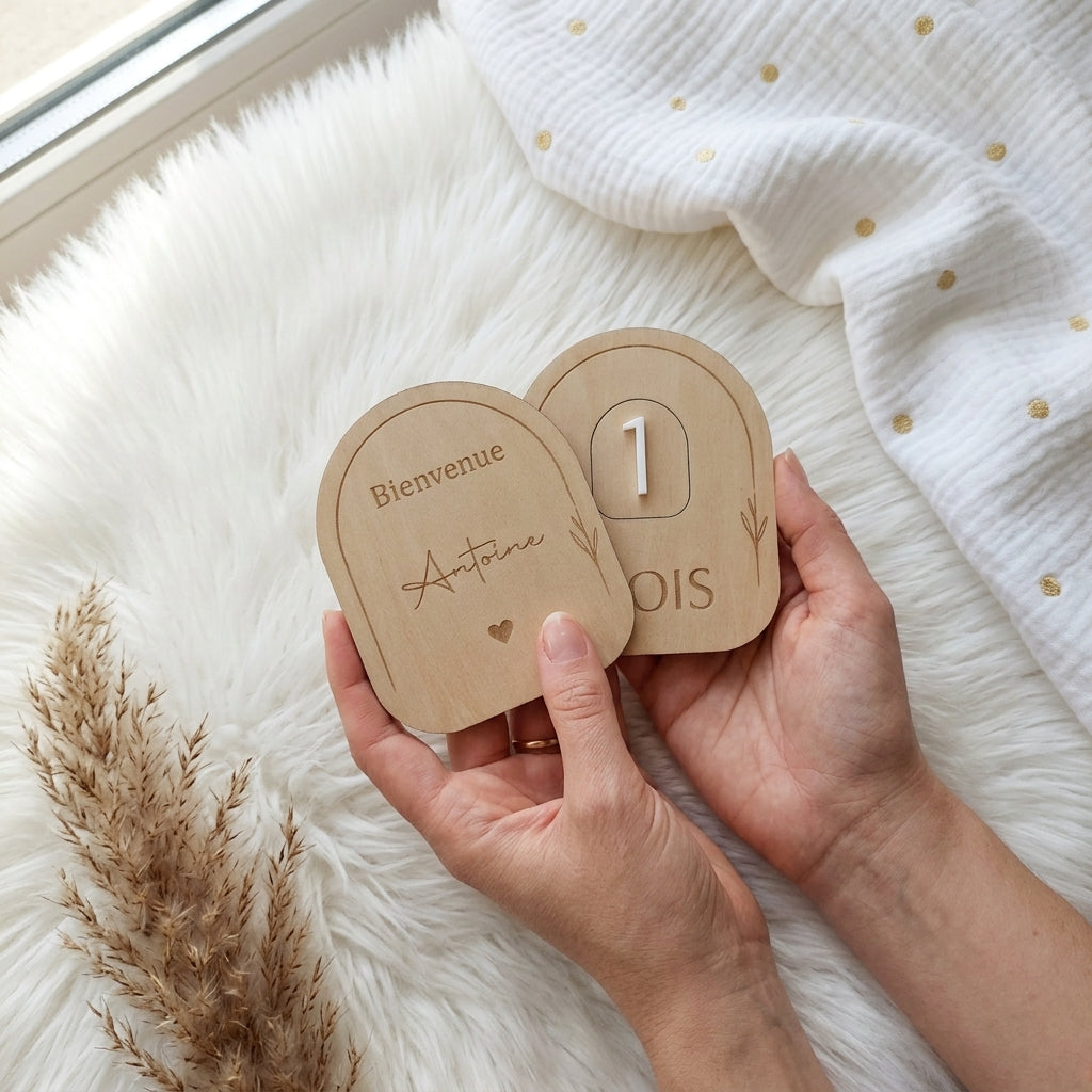 Carte Étape Bébé en Bois et Acrylique - Modèle Arche