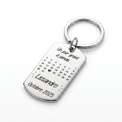 Porte-clés calendrier gravé en acier • Cadeau couple & date