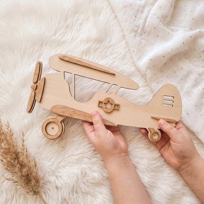 Avion rétro mural en bois personnalisé • Déco chambre enfant