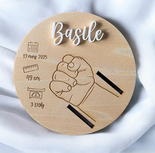 Support pour Bracelet de Naissance Personnalisé en Bois