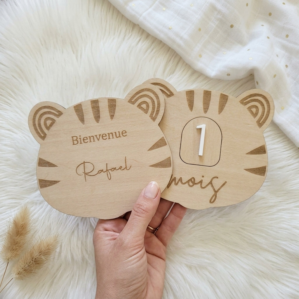 Cartes étapes bébé en bois et acrylique (motif tigre) • Souvenir de naissance