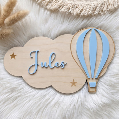 Décoration murale nuage et montgolfière personnalisée • Chambre bébé