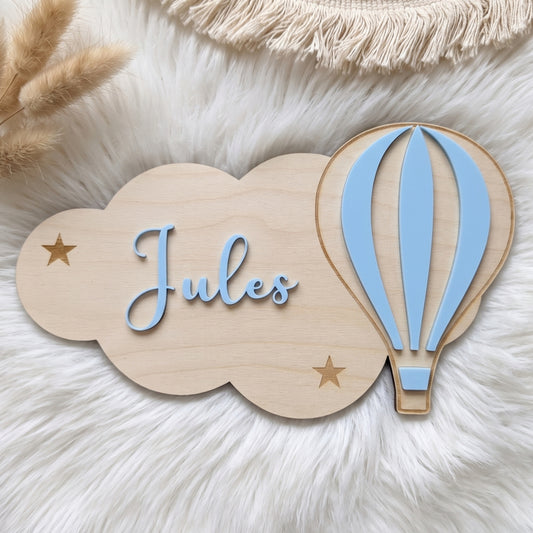 Décoration murale nuage et montgolfière personnalisée • Chambre bébé