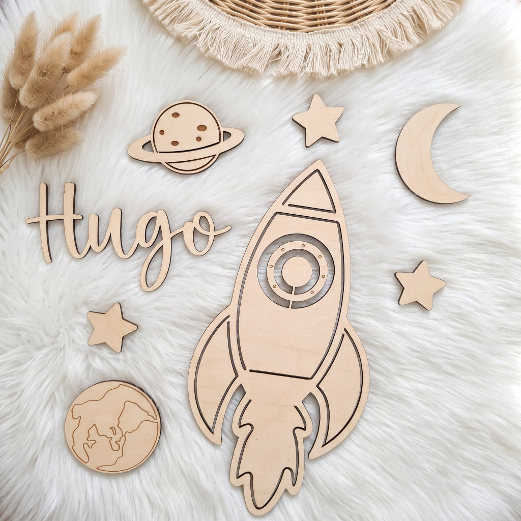 Décoration murale espace en bois • Prénom personnalisé