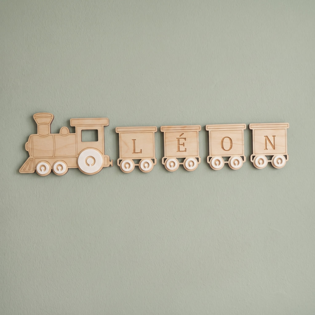 Train mural personnalisé en bois • Déco chambre bébé