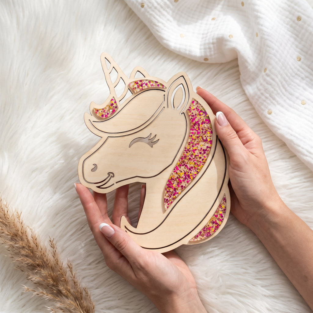 Décoration murale licorne en bois • Prénom personnalisée