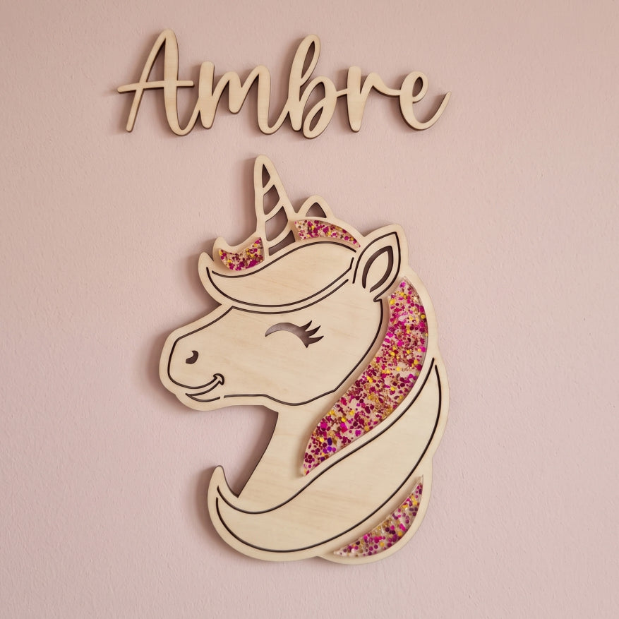 Décoration murale licorne en bois • Prénom personnalisée