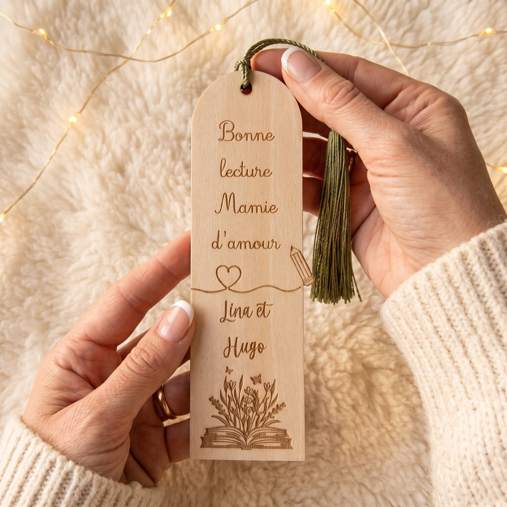 Marque-page en bois personnalisé • Cadeau Maîtresse, Nounou, Mamie