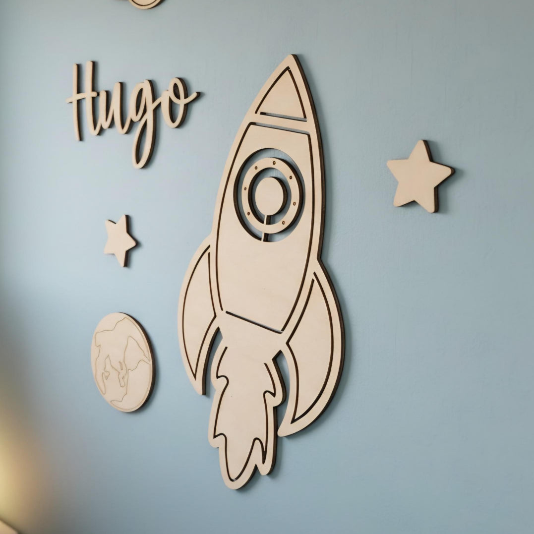 Décoration murale espace en bois • Prénom personnalisé