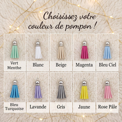 Porte-clés personnalisé bois, prénom et pompon – Maîtresse, Nounou, ATSEM