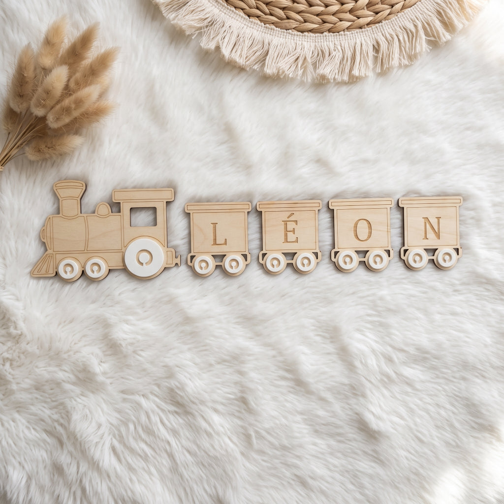 Train mural personnalisé en bois • Déco chambre bébé