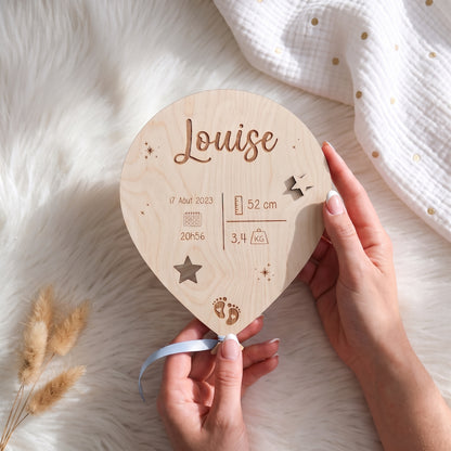 Plaque de naissance personnalisée en bois • Nuage & ballon
