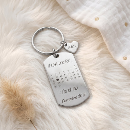 Porte-clés calendrier gravé en acier • Cadeau couple & date