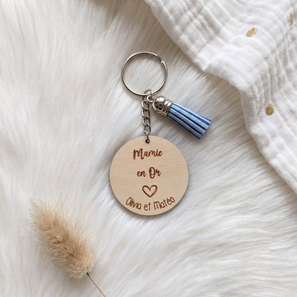 Porte-clés en bois personnalisé avec pompon • Maîtresse, Nounou, Mamie
