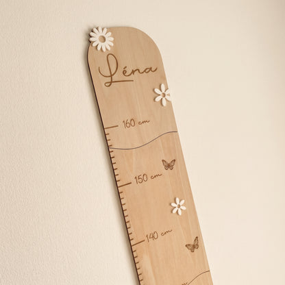 Toise personnalisée en bois et acrylique • Fleurs & Papillons