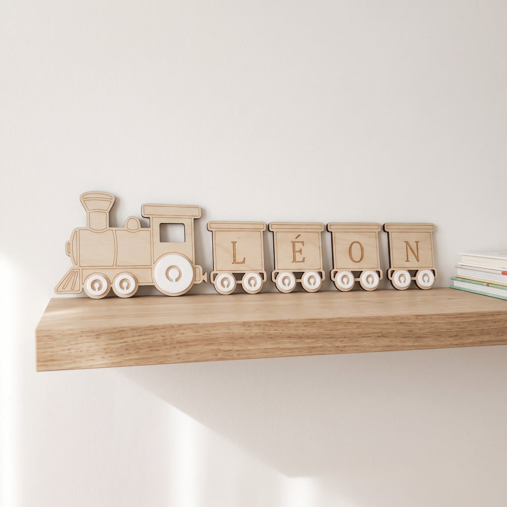 Train mural personnalisé en bois • Déco chambre bébé