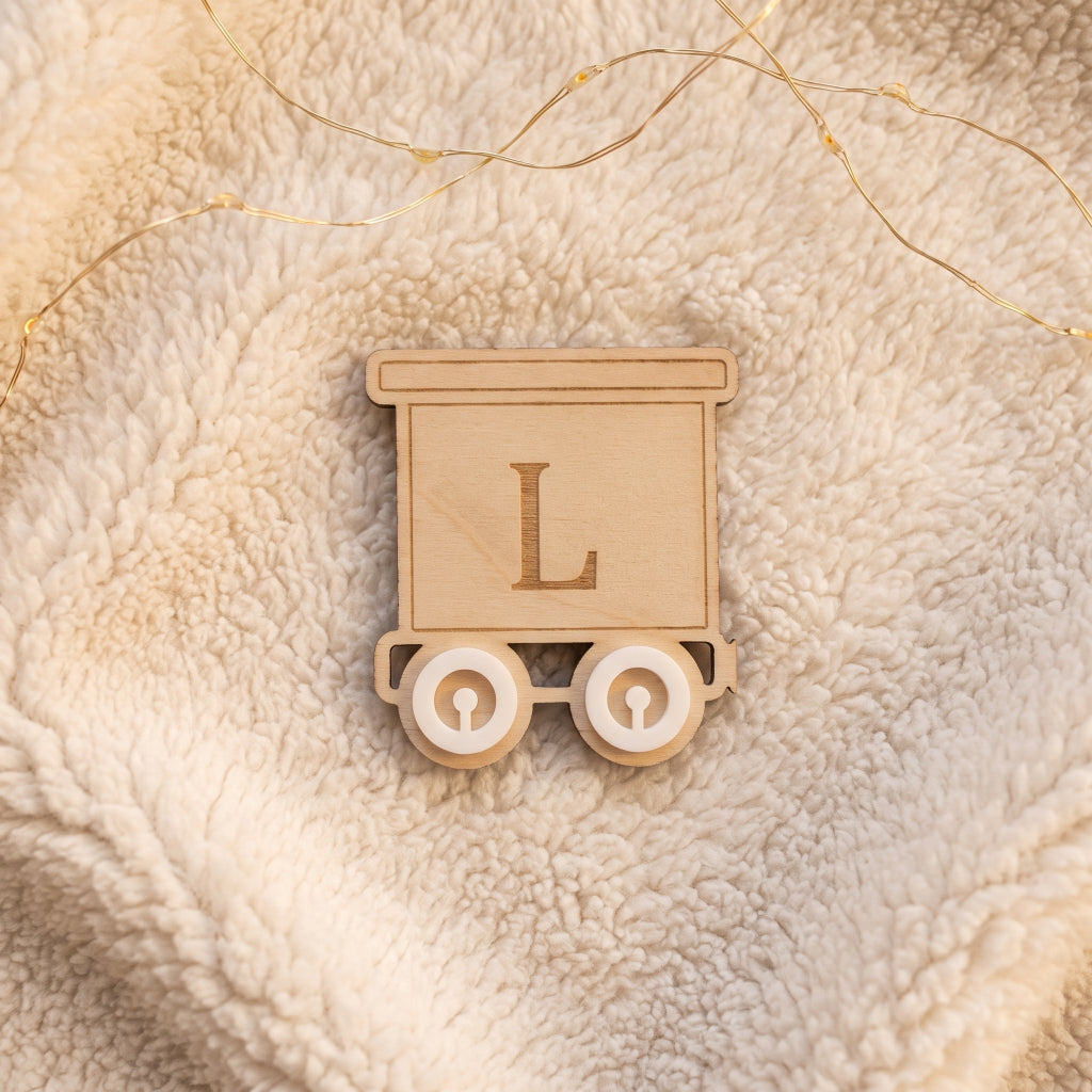 Train mural personnalisé en bois • Déco chambre bébé