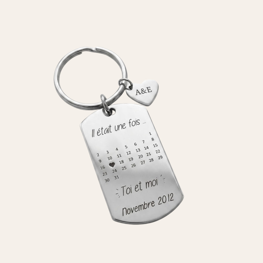 Porte-clés calendrier gravé en acier • Cadeau couple & date