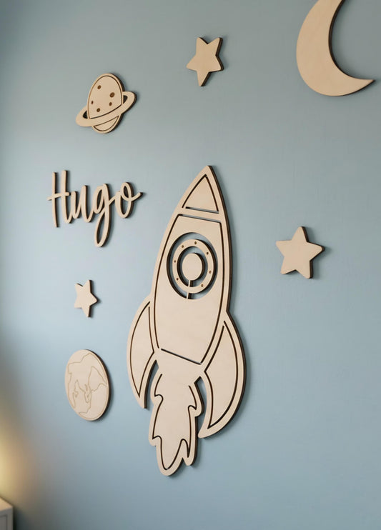 Décoration murale espace personnalisée en bois – Fusée, lune, étoiles, planète & prénom – Cadeau naissance, baptême, chambre enfant