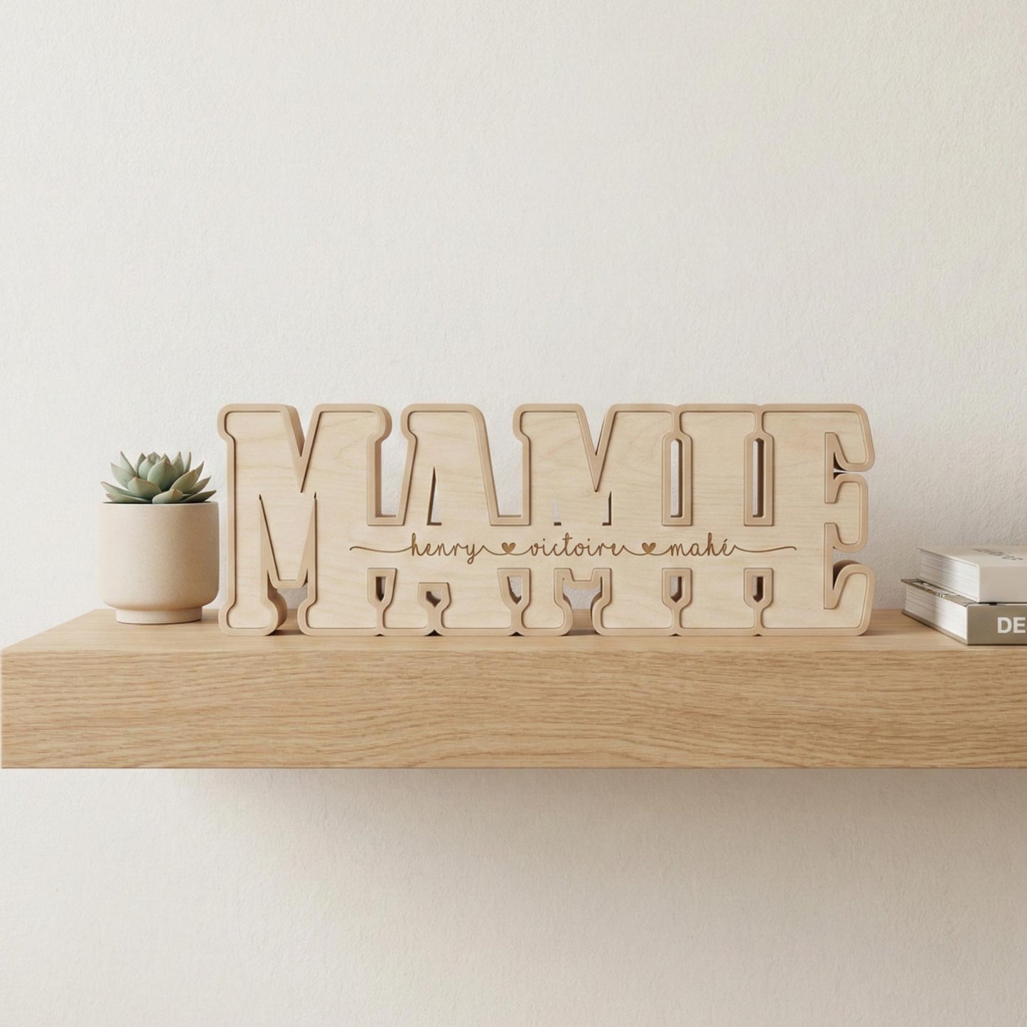 Décoration MAMIE Personnalisée avec Prénoms – Cadeau Fête des Grands-Mères – Cadre Moderne à Poser (Blanc ou Cappuccino)