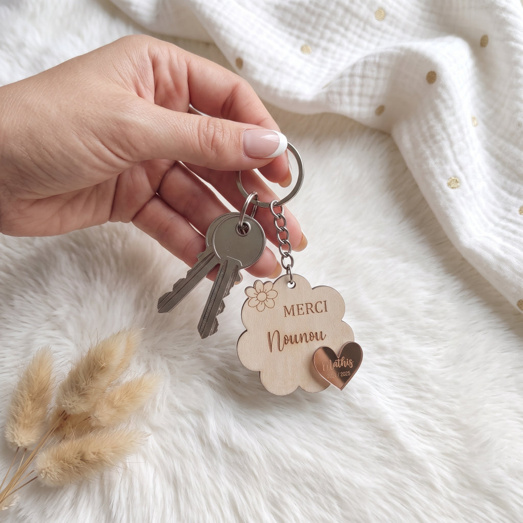Porte-clés personnalisé en bois et cœur rose gold